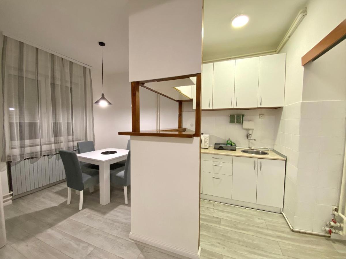 Grand Royal Apartment Белград Екстериор снимка