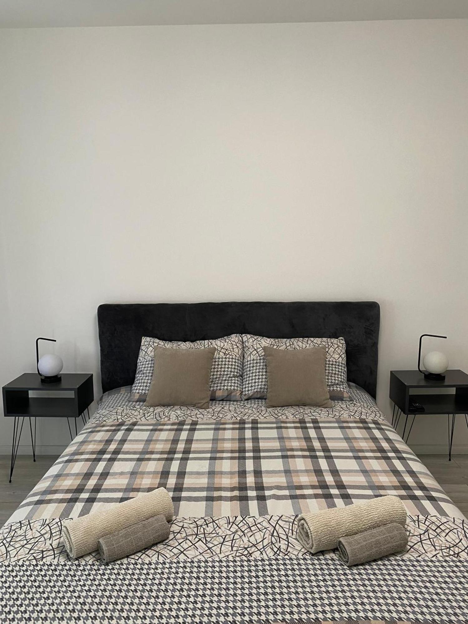 Grand Royal Apartment Белград Екстериор снимка